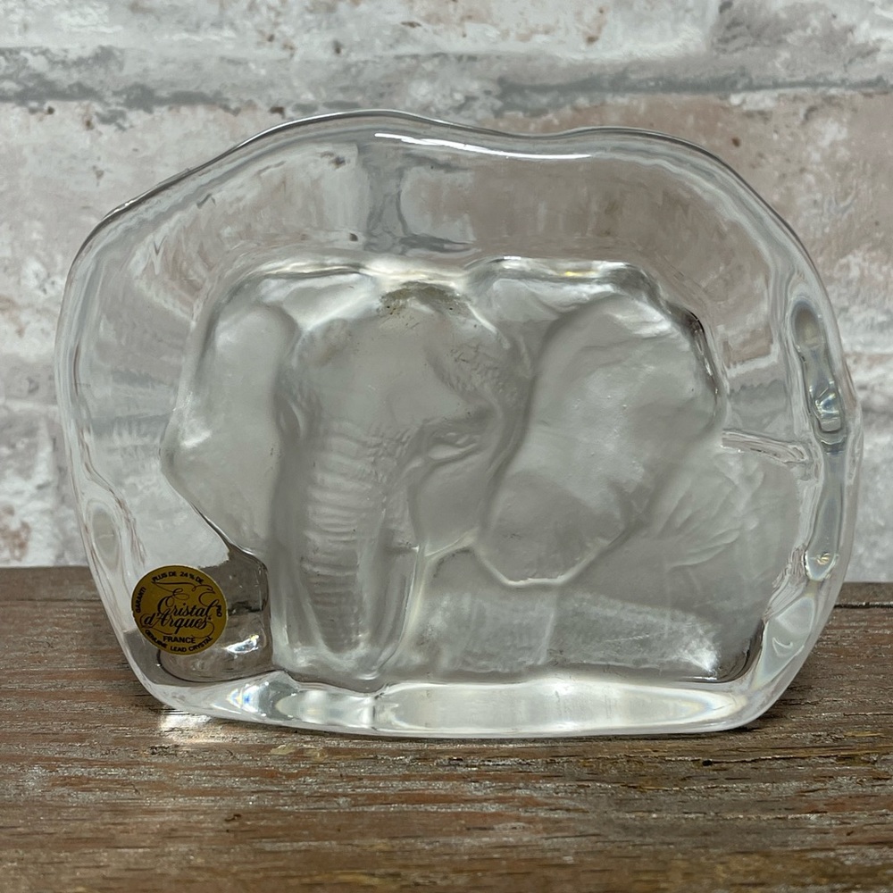 Cristal d' Arques Art Collection  Elephant Kitschy Fun Paperweight.